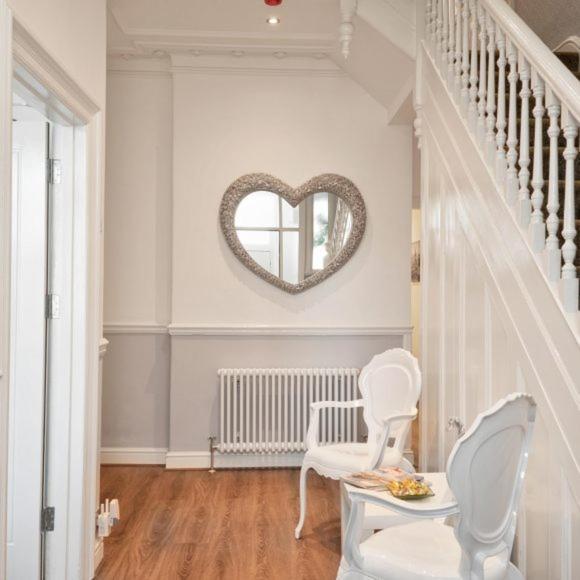 Bed & Breakfast Priory *